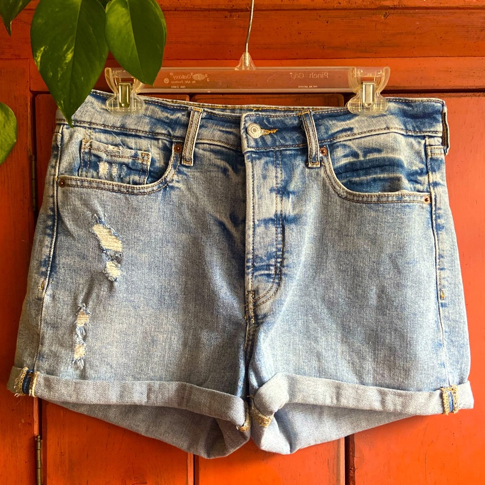 Old Navy Distressed Cuffed Denim Shorts ✨